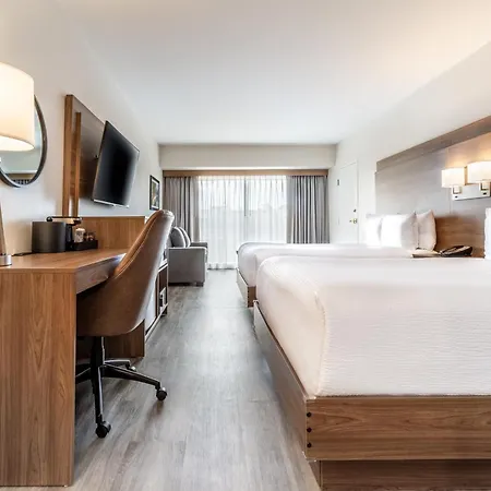 Atrium Hotel Vancouver Exterior photo